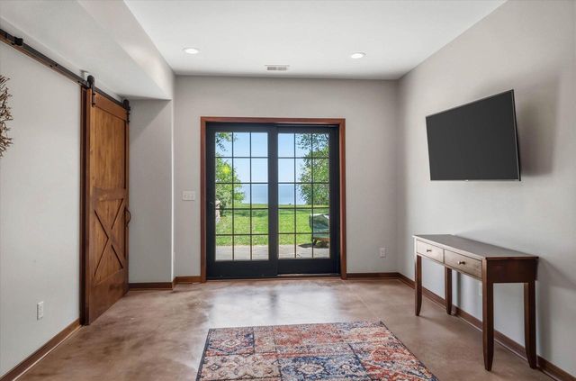 2727 Highland TERRACE, Sheboygan, WI 53083