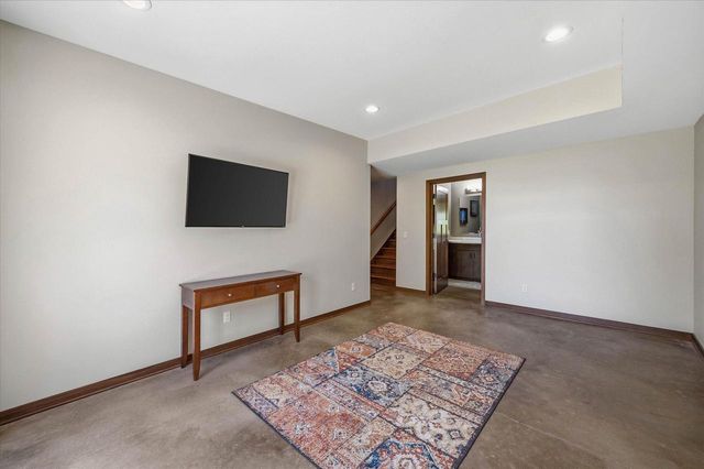 2727 Highland TERRACE, Sheboygan, WI 53083