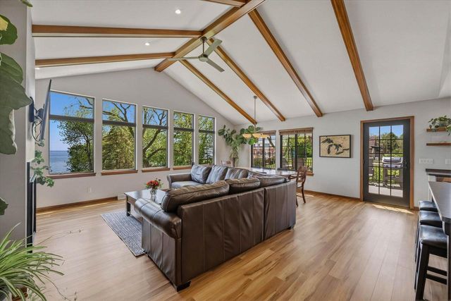 2727 Highland TERRACE, Sheboygan, WI 53083