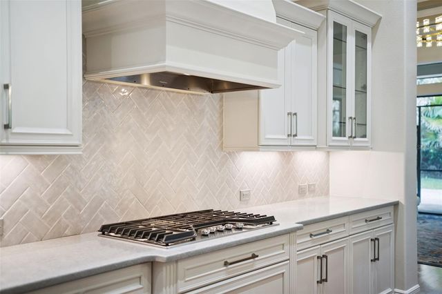 687 SHADOWMOSS CIRCLE, Lake Mary, FL 32746
