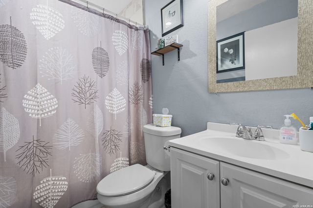 207 Lynhaven, San Antonio, TX 78220