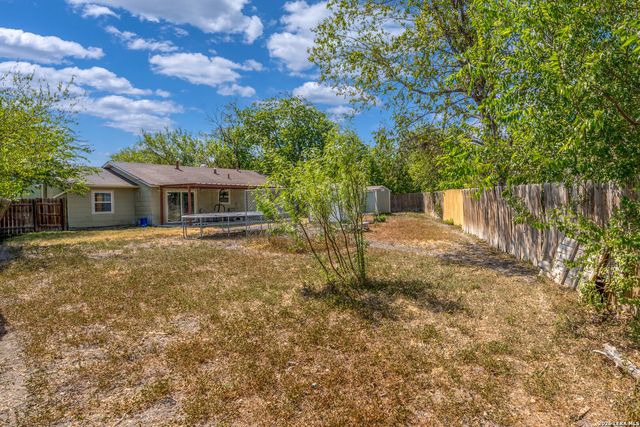 207 Lynhaven, San Antonio, TX 78220