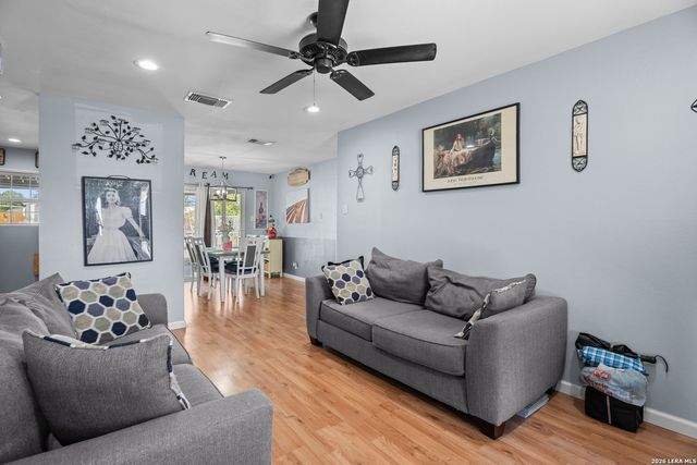 207 Lynhaven, San Antonio, TX 78220