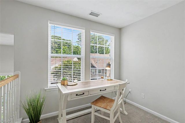 5448 Paperwhite LN, Virginia Beach, VA 23455