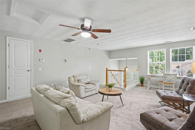 5448 Paperwhite LN, Virginia Beach, VA 23455