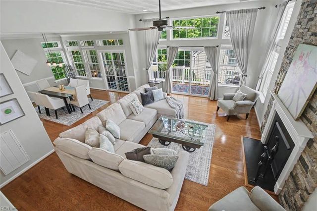 5448 Paperwhite LN, Virginia Beach, VA 23455
