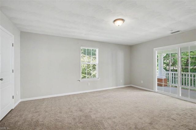 5448 Paperwhite LN, Virginia Beach, VA 23455