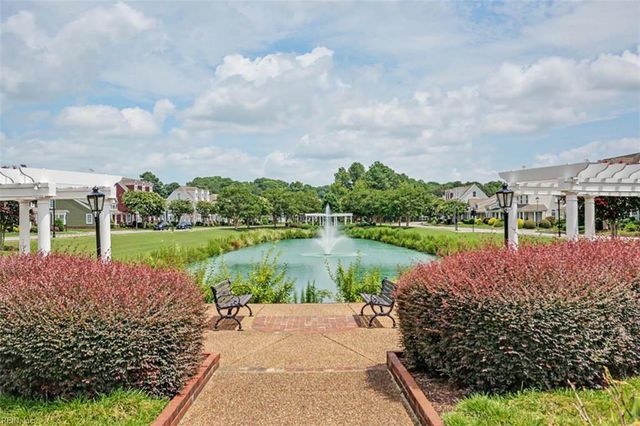 5448 Paperwhite LN, Virginia Beach, VA 23455