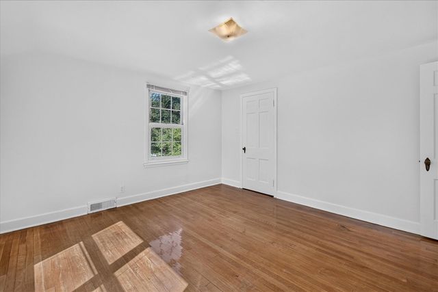501 W Hoover Avenue, Ann Arbor, MI 48103