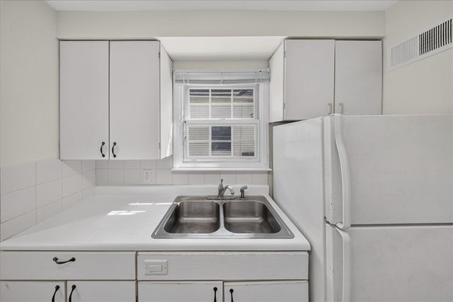 501 W Hoover Avenue, Ann Arbor, MI 48103
