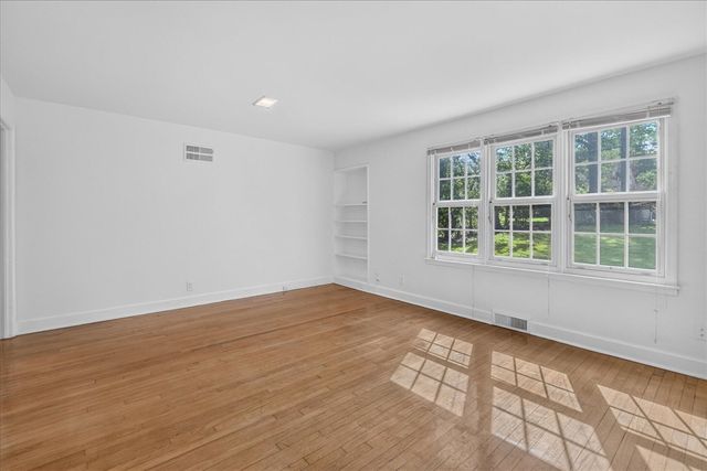 501 W Hoover Avenue, Ann Arbor, MI 48103
