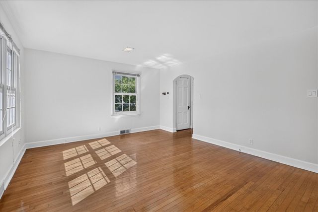 501 W Hoover Avenue, Ann Arbor, MI 48103