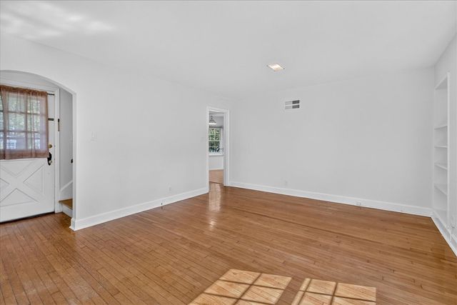 501 W Hoover Avenue, Ann Arbor, MI 48103