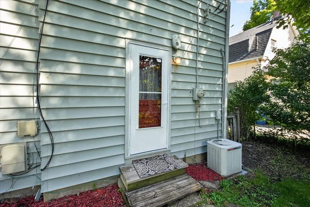 501 W Hoover Avenue, Ann Arbor, MI 48103