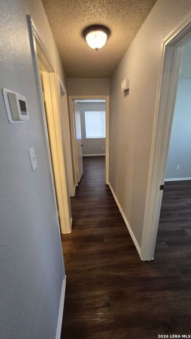 6128 Ridge Oak, San Antonio, TX 78250