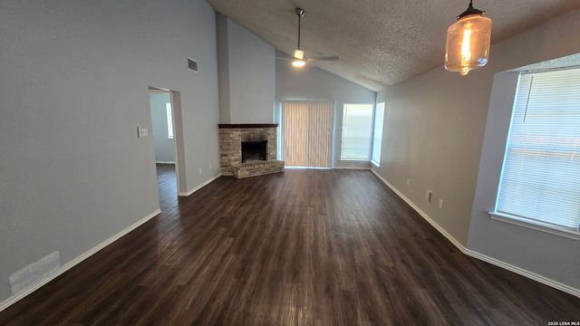 6128 Ridge Oak, San Antonio, TX 78250