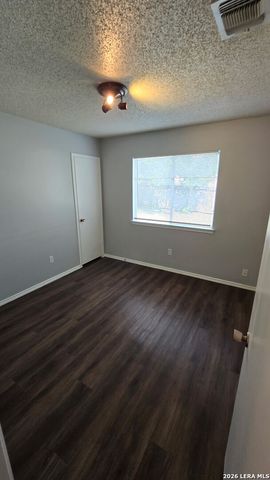 6128 Ridge Oak, San Antonio, TX 78250