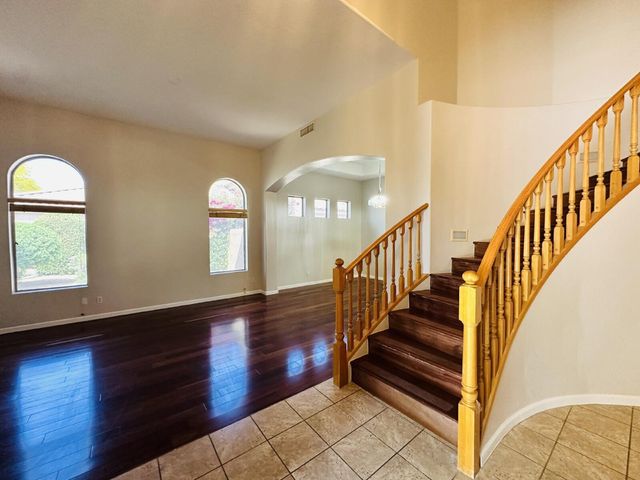 672 W Raven Drive, Chandler, AZ 85286