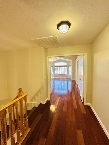 672 W Raven Drive, Chandler, AZ 85286