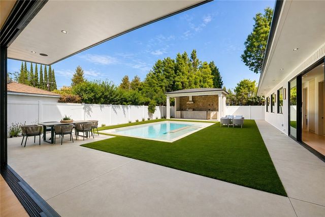 16728 Morrison Street, Encino, CA 91436