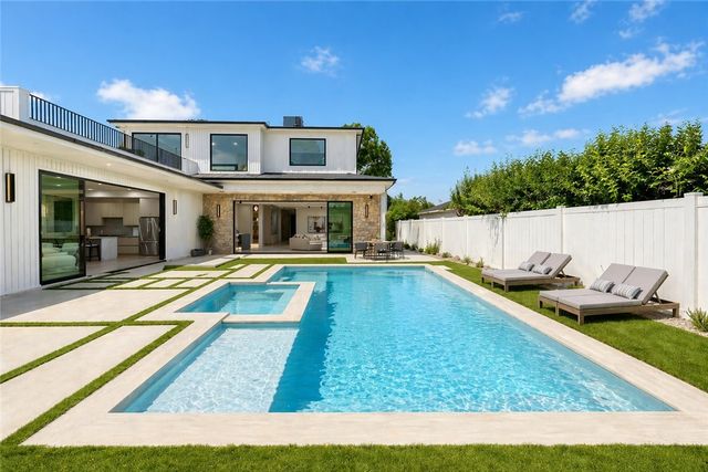 16728 Morrison Street, Encino, CA 91436