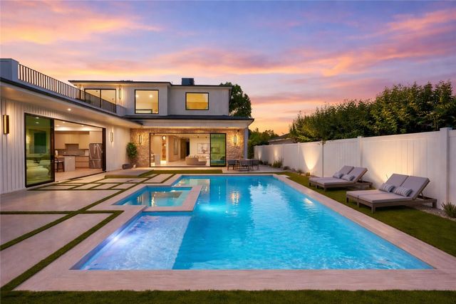 16728 Morrison Street, Encino, CA 91436