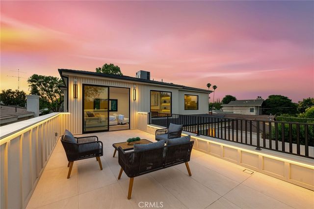 16728 Morrison Street, Encino, CA 91436