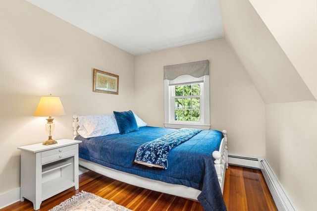 36 Cross St, Topsfield, MA 01983