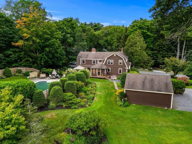 36 Cross St, Topsfield, MA 01983