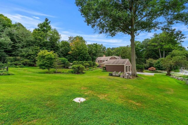 36 Cross St, Topsfield, MA 01983