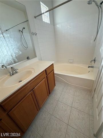 7042 Azure Beach Street, Las Vegas, NV 89148