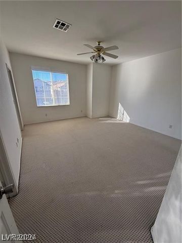 7042 Azure Beach Street, Las Vegas, NV 89148