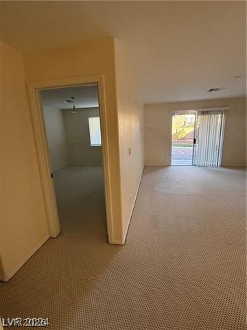 7042 Azure Beach Street, Las Vegas, NV 89148