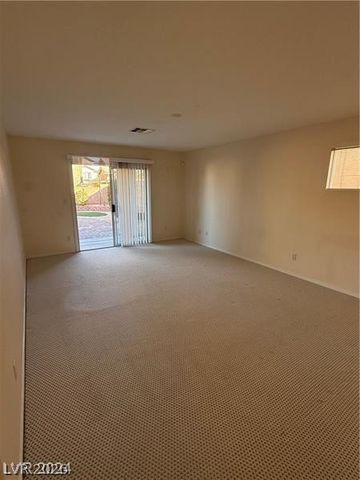 7042 Azure Beach Street, Las Vegas, NV 89148