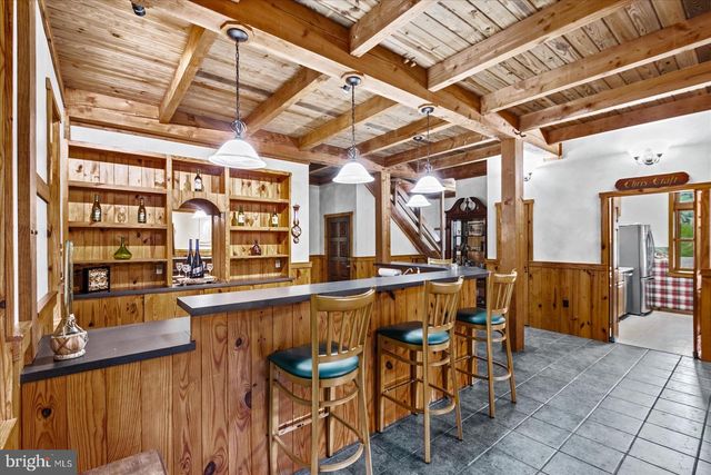 8215 OAK CREST DR, King George, VA 22485