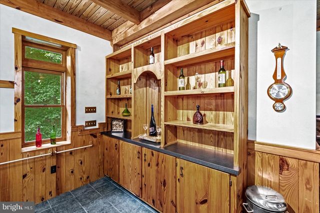 8215 OAK CREST DR, King George, VA 22485