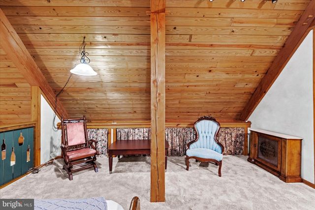 8215 OAK CREST DR, King George, VA 22485