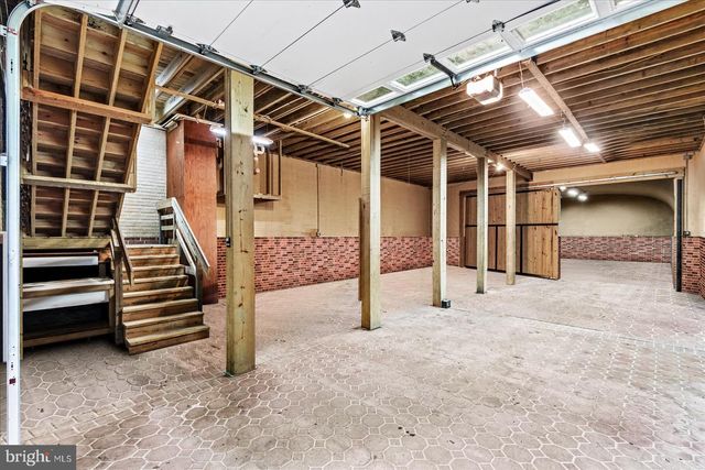 8215 OAK CREST DR, King George, VA 22485