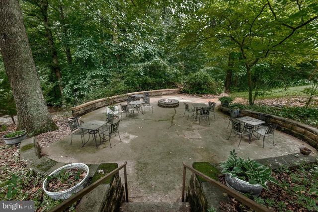 8215 OAK CREST DR, King George, VA 22485