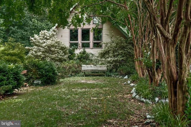 8215 OAK CREST DR, King George, VA 22485