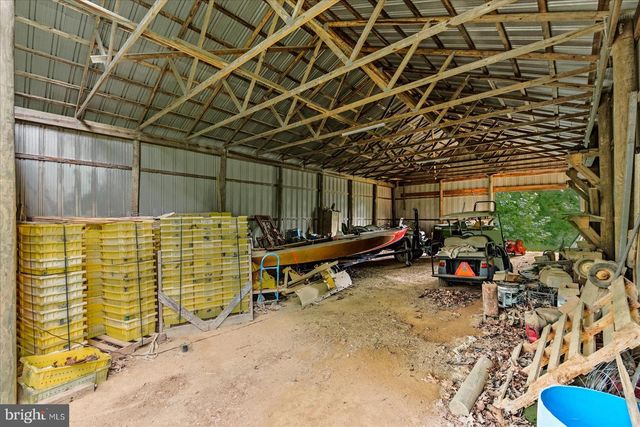 8215 OAK CREST DR, King George, VA 22485