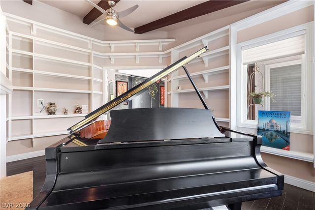 812 Trotter Circle, Las Vegas, NV 89107