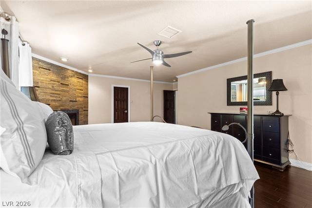 812 Trotter Circle, Las Vegas, NV 89107