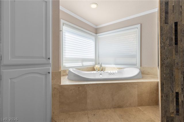 812 Trotter Circle, Las Vegas, NV 89107