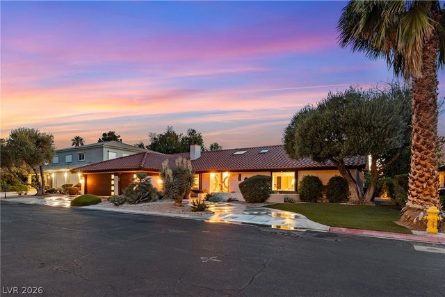 812 Trotter Circle, Las Vegas, NV 89107