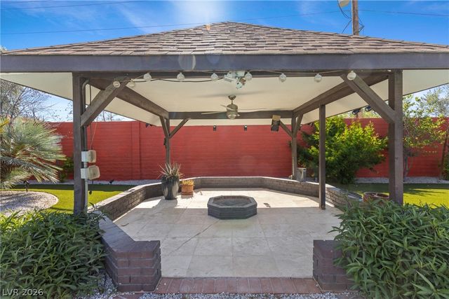 812 Trotter Circle, Las Vegas, NV 89107