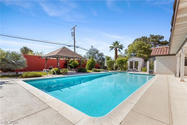 812 Trotter Circle, Las Vegas, NV 89107