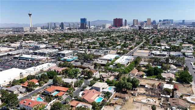 812 Trotter Circle, Las Vegas, NV 89107
