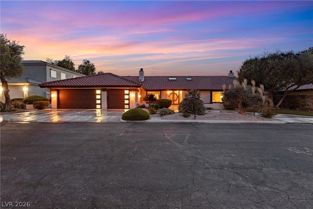 812 Trotter Circle, Las Vegas, NV 89107