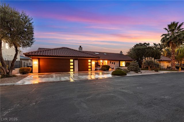 812 Trotter Circle, Las Vegas, NV 89107